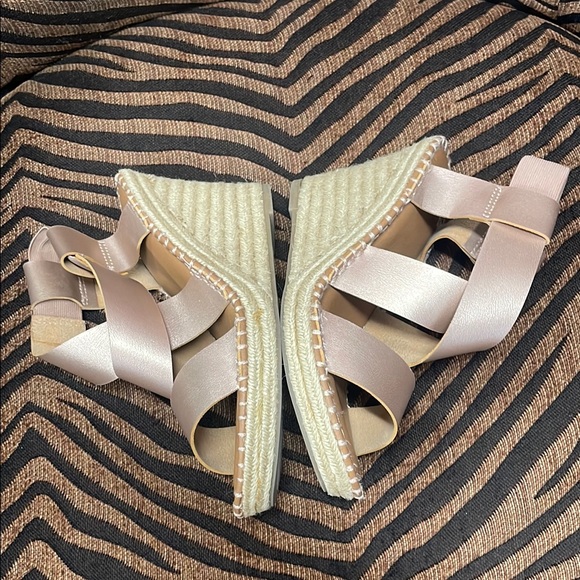 SO Rose Gold Wedge Sandals with Crisscross Straps - Picture 4 of 7